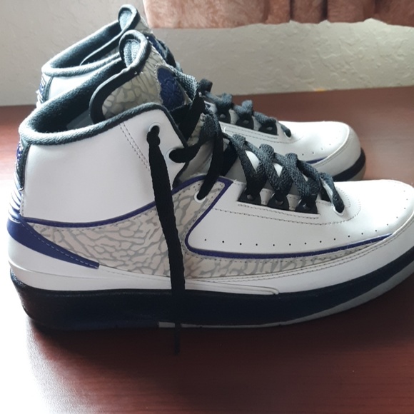 Air Jordan Retro 2 Dark Concord - Picture 2 of 3